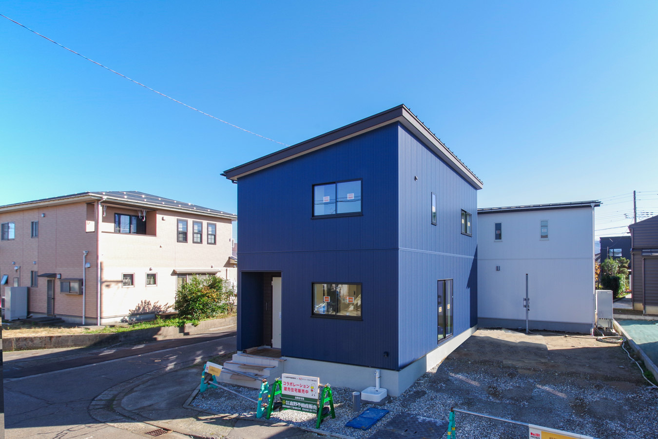 グリーンスタイル 新築住宅 建売住宅 外観 黒い外壁