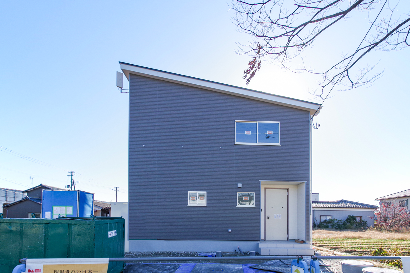 ニコニコ住宅新潟 新築住宅 建売住宅 外観 黒い外壁
