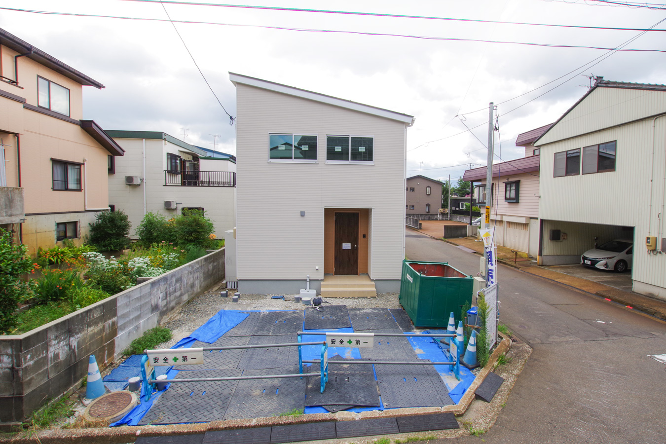 住宅 家づくり 外観 白い外壁