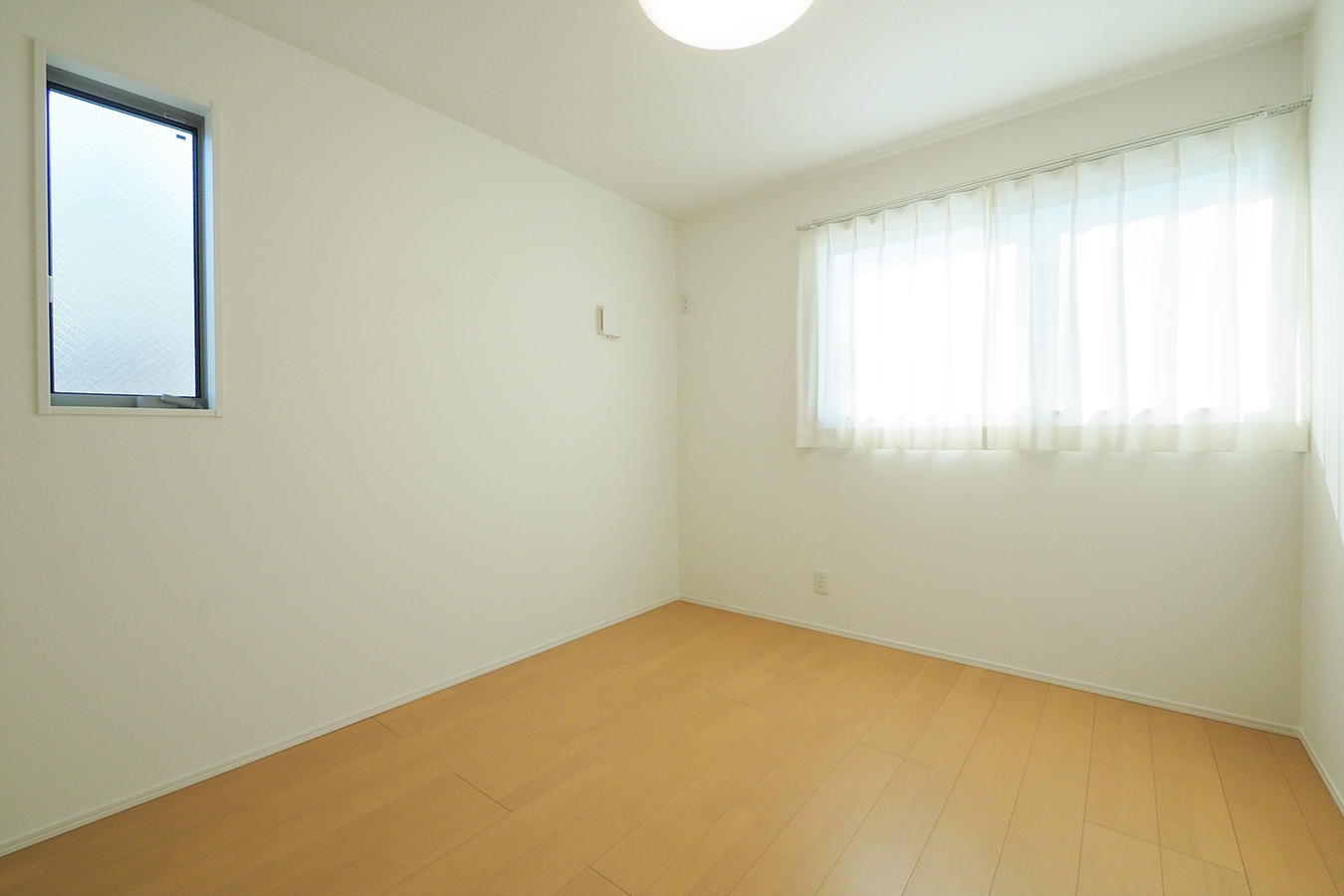 NJ長岡市大島本町25-A_洋室A02