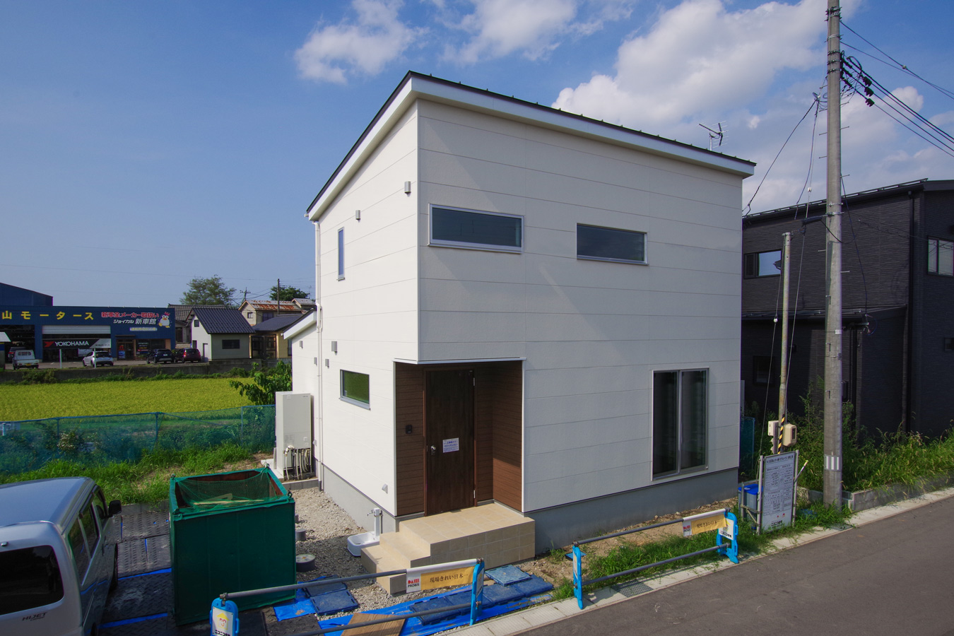 住宅 家づくり 外観 白い外壁