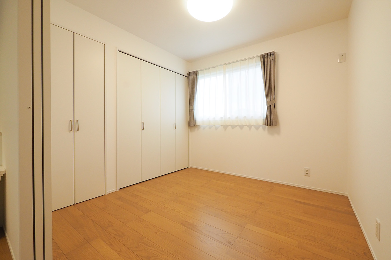 北区笹山25-A_1F洋室2