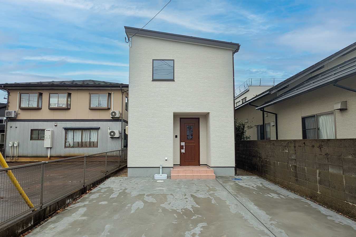 長岡市石内25-A棟_外観