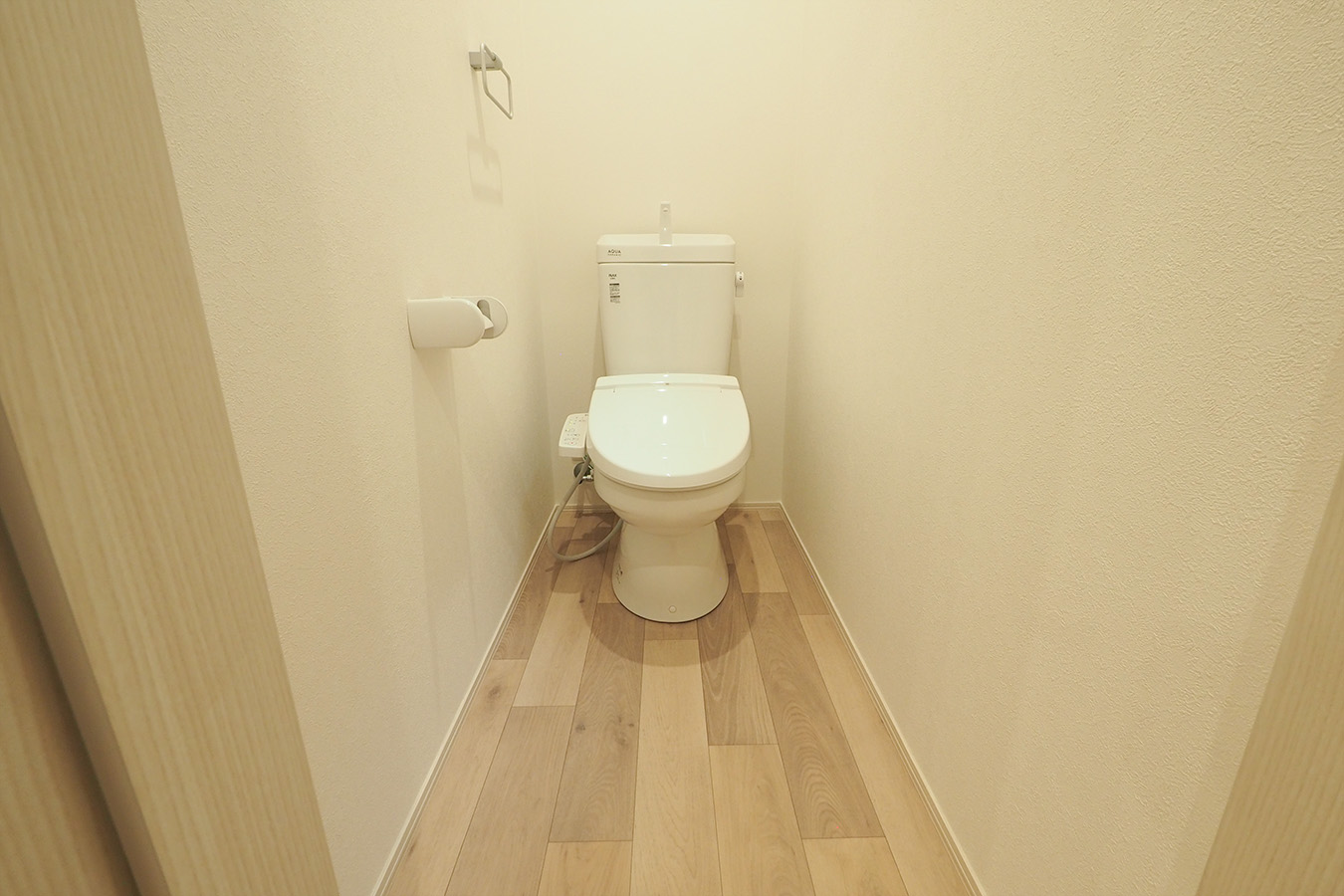 NJ長岡市石内25-B棟_1階トイレ