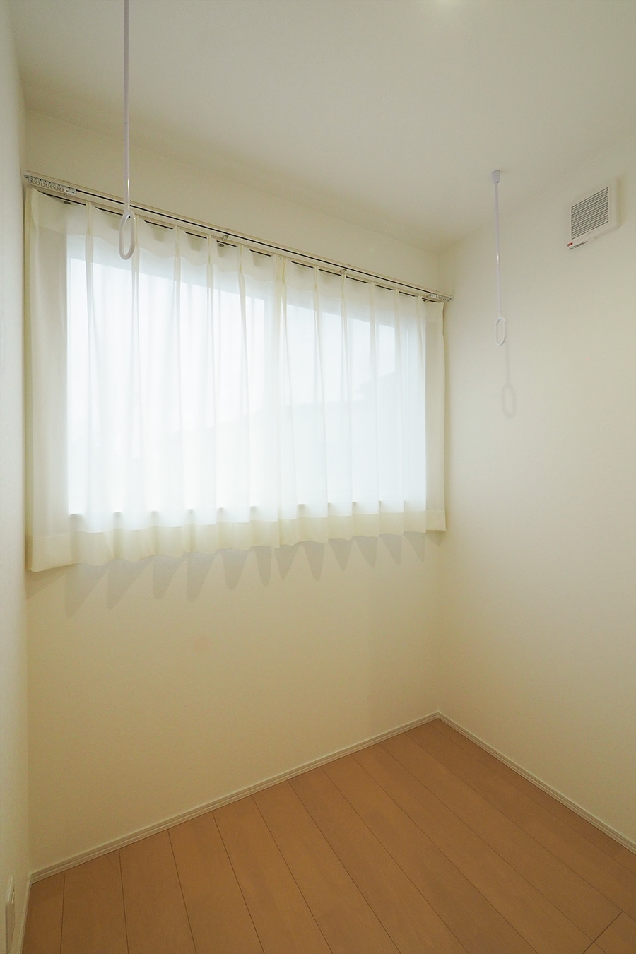 NJ長岡市石内25-B棟_サンルーム