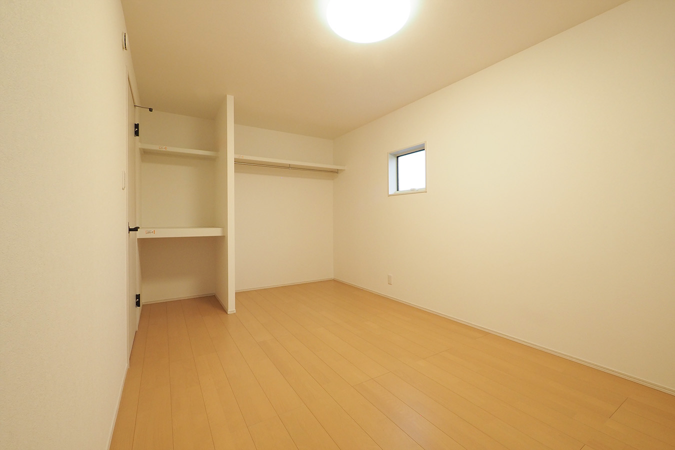 NJ長岡市石内25-B棟_主寝室2