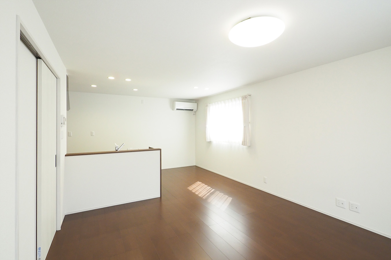 長岡市希望が丘南25-A_LDK①