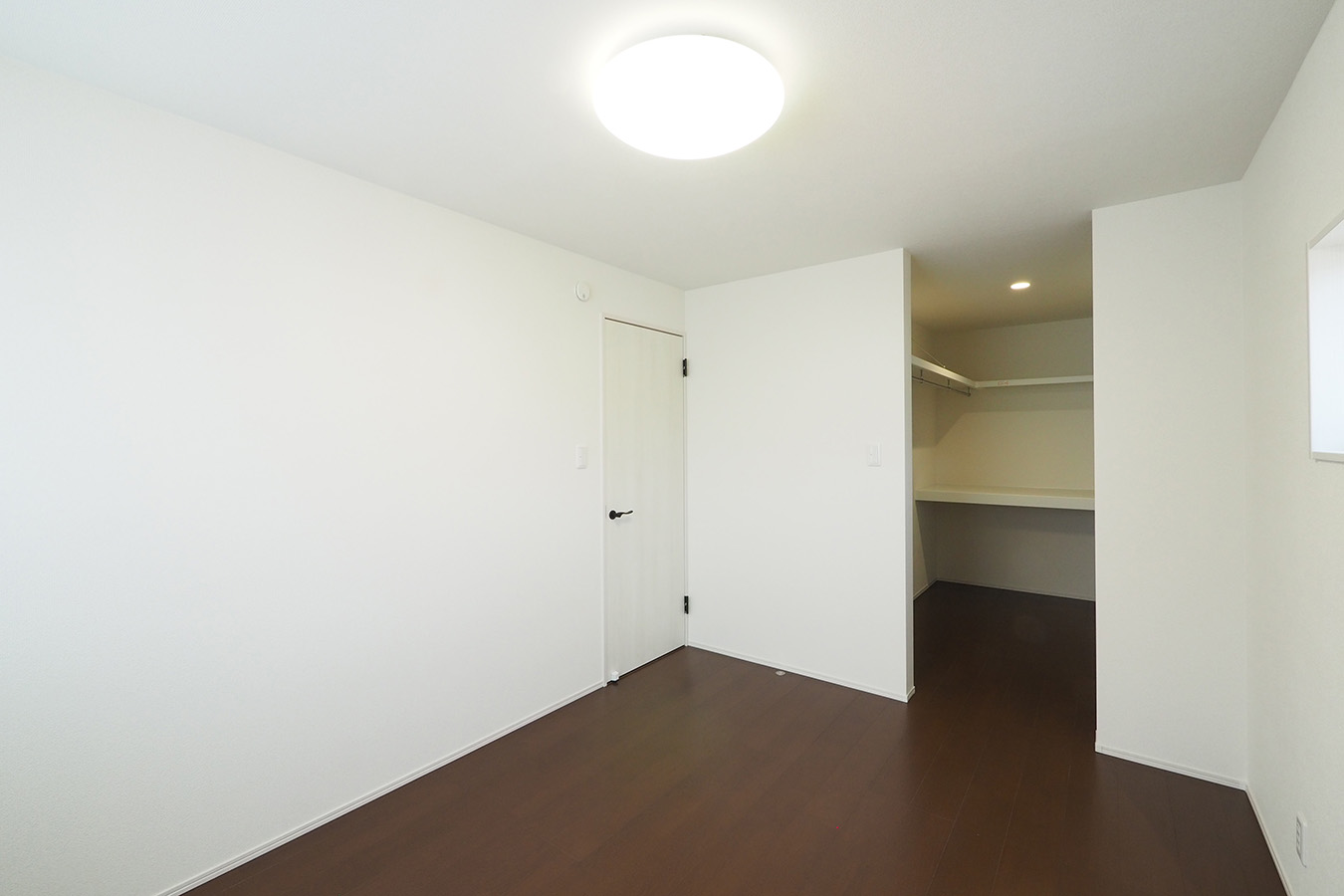 長岡市希望が丘南25-A_主寝室②