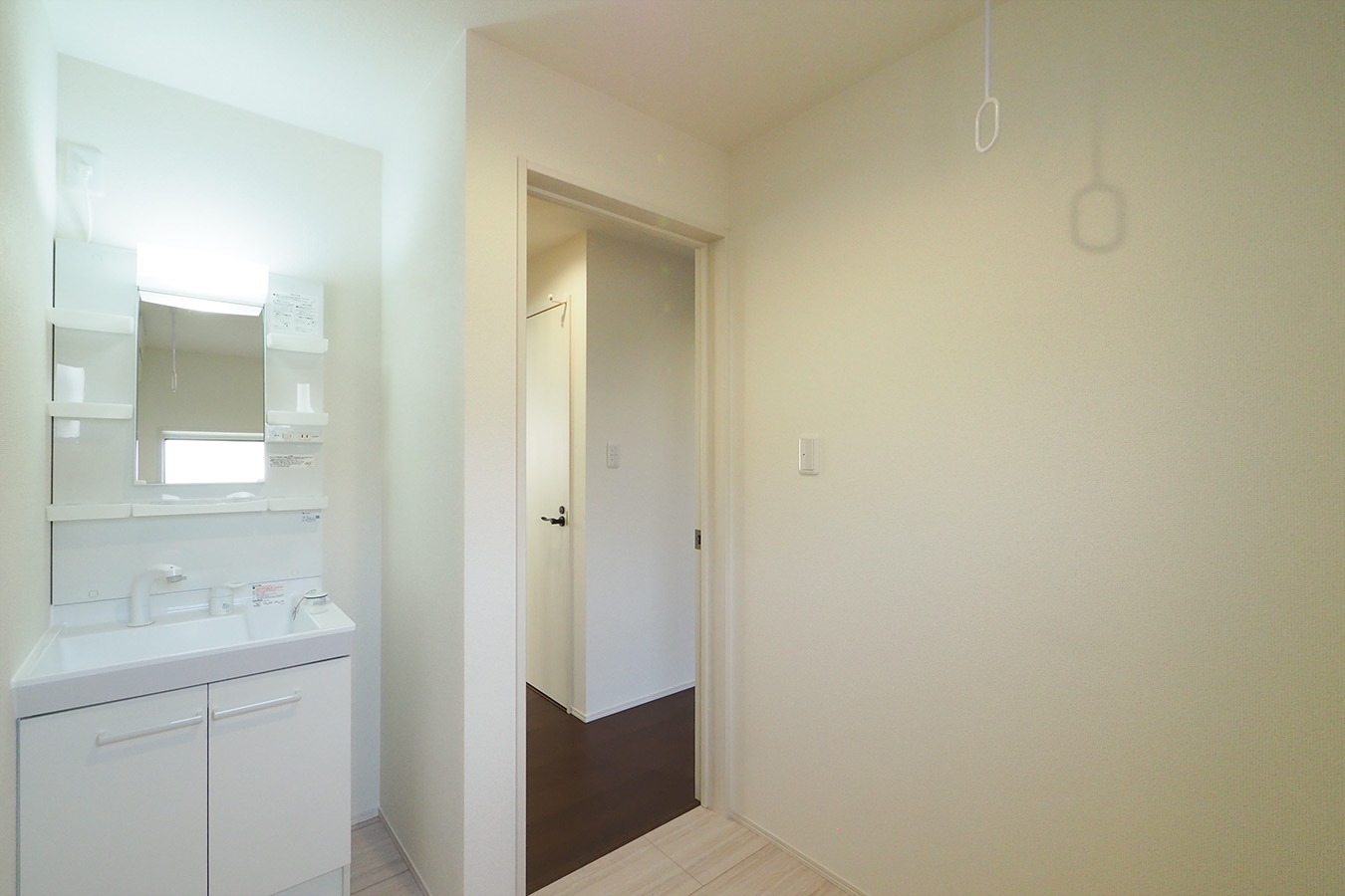 長岡市希望が丘南25-A_洗面所