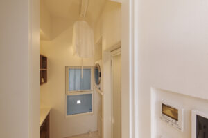 洗濯室 衣類乾燥機 物干しスペース