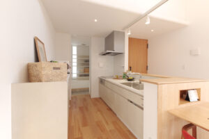 キッチン カップボード 家事動線